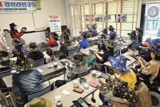 치매환자·가족 위한 소통과 치유 공간 ‘감천리 친구들’ 본격 가동 | 뉴스로