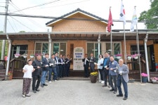 여주시 덕평1리 경로당, 2025년 모범경로당 현판식 개최 | 뉴스로