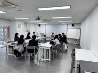 - 가온도서관, 2024년 문학기반시설 상주작가 지원사업 ‘문체부장관상’ 수상! 가온도서관, 2024년 문학기반시설 상주작가 지원사업... 
