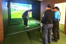‘도심 속 파크골프 시대’ 활짝…영등포구, 실내 파크골프장 개장 | 뉴스로