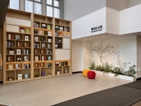 남양주시, 평내도서관 로비 새단장…시민 맞이하는 감성 문화공간으로 | 뉴스로