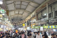 무더위를 날려 줄 여름밤 축제! 2025년 월배‧월배신시장 야시장 개최 | 뉴스로