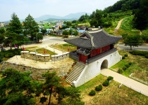 강화군, 고려궁 성곽길 함께 걸어요… 강화나들길 발밤발밤 챌린지 진행 | 뉴스로