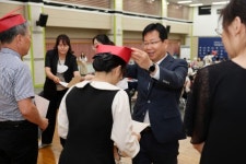 어르신도, 이주민도 “배움 나누는 시민 강사” | 뉴스로