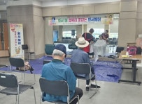 팔달구 화서1동, 취약계층 어르신 위한 ‘행복이 꽃피는 화서헤어’ 미용봉사 실시 | 뉴스로
