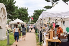 강원도 테마해수욕장 사업으로 열리는 낙산 비치마켓 | 뉴스로