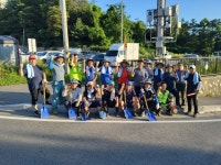 선원면 이장단, 무더운 날씨 속 도로변 제초 및 환경정비 활동 실시 | 뉴스로