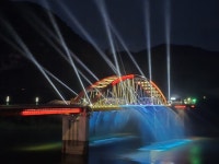 한여름 밤 청량한 선물, 단양 고수대교 경관분수 임시 가동! | 뉴스로