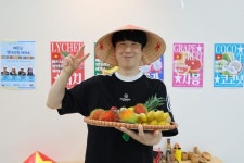 음성군 청년마을 글로컬타운 ‘베트남 열대과일 해체쇼’ 성료 | 뉴스로