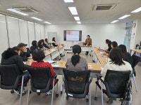 - 영월군종합사회복지관, 중년여성 정서⦁건강 증진 프로그램 ‘중년의... 개강 영월군종합사회복지관, 중년여성 정서⦁건강 증진 프로그램... 