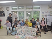 뉴스로 - 지자체가 보인다! - 성북구 우리동네키움센터 6호점 아이들, 어르신께 감사 전해 성북구 우리동네키움센터 6호점 아이들, 어르신께 감사... 