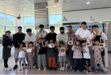 뉴스로 - 지자체가 보인다! - 통영시 꿈이랑도서관, 앞치마 두른 아빠들의 특별한 도전 통영시 꿈이랑도서관, 앞치마 두른 아빠들의 특별한 도전