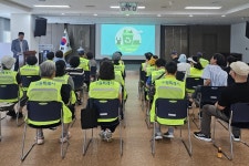 뉴스로 - 지자체가 보인다! - 수원시 영통구 광교2동, 아동 친화공간 「꿈꾸는 상상마루」 문 열어 수원시 영통구 광교2동, 아동 친화공간... 