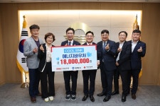 - 봉황대길 토더기 팝업스토어, 3개월 동안 2만여 명 방문해 봉황대길 토더기 팝업스토어, 3개월 동안 2만여 명 방문해