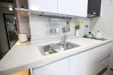 피터팬의 좋은방 구하기 롯데백화점맞으편 신축 월세 전세 다양하게 있습니다.