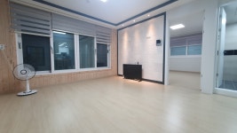 피터팬의 좋은방 구하기 화정초등학교 인접 신축 3룸 욕실 2개 매물입니다.