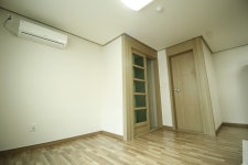 피터팬의 좋은방 구하기 방1 거실1  채광이 매우 좋은 반려동물 가능한 매물~!!