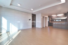 피터팬의 좋은방 구하기 대박전세,에어컨4대,탁트인뷰,강추매물,상가동,전세대출가능,역세권,최고학군