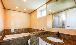 피터팬의 좋은방 구하기 현대타워 탑 로얄층 월세매물