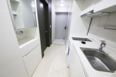 피터팬의 좋은방 구하기 화이트톤의 컨디션 최고 저월세 바로나갈방