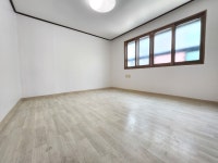 피터팬의 좋은방 구하기 리모델링이라 깨끗. 집앞 정류장.