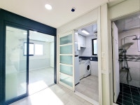 피터팬의 좋은방 구하기 명륜초역세권 , 상권 채광 매우좋은 슬라이딩 월세호실.