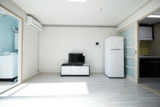 충청남도 천안시 동남구 목천읍 [월세] 300/29 1.5룸(방:1/욕실:1)... 구하기 충청남도 천안시 동남구 목천읍 [월세] 300/29 1.5룸(방:1/욕실:1)