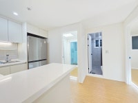 경기도 수원시 권선구 권선동 [월세] 3000/135 쓰리룸+(방:3/욕실:2)... 경기도 수원시 권선구 권선동 [월세] 3000/135 쓰리룸+(방:3/욕실:2)