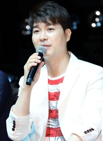 “형수도 박수홍 개인 통장서 ‘하루 800만원씩’ 인출”…공범 정황 | 세계일보 “형수도 박수홍 개인 통장서 ‘하루 800만원씩’ 인출”...
