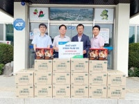 농협 축산물도매분사, 자매결연 마을 찾아 삼계탕 나눔행사 가져 | 세계일보 농협 축산물도매분사, 자매결연 마을 찾아 삼계탕 나눔행사 가져