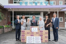 신경호 강원교육감, 사회복지시설 방문해 위문품 전달 | 세계일보 신경호 강원교육감, 사회복지시설 방문해 위문품 전달