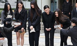 뉴진스 살다 나간 숙소 침입해 옷걸이 등 훔친 20대 재판행 | 세계일보 뉴진스 살다 나간 숙소 침입해 옷걸이 등 훔친 20대 재판행