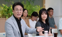 金 총리 박정희 정부 경제수석 만나 조선업 전략 조언 들어 | 세계일보 金 총리 박정희 정부 경제수석 만나 조선업 전략 조언 들어