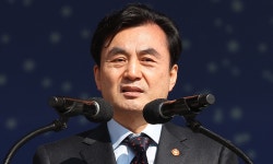안규백, 서해 '미중 전투기 대치' 관련 주한미군사령관에 항의 | 세계일보 안규백, 서해 '미중 전투기 대치' 관련 주한미군사령관에 항의
