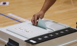 [6·3 지선] 투표지 1장 더 받았다 제주투표소 소란…선관위 오해 | 세계일보 [6·3 지선] 투표지 1장 더 받았다 제주투표소 소란…선관위... 