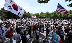 잠실개표소 앞 시위 사흘째로…'2030 주축' | 세계일보 잠실개표소 앞 시위 사흘째로…'2030 주축'