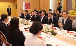 중국 현지서 기업가 만난 金총리 한중, 더 단단해진 길 걸어 | 세계일보 중국 현지서 기업가 만난 金총리 한중, 더 단단해진 길 걸어