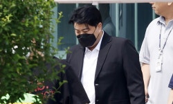 '음주 뺑소니' 가수 김호중 가석방…언론 노출 없이 출소 | 세계일보 '음주 뺑소니' 가수 김호중 가석방…언론 노출 없이 출소