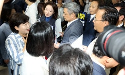 민주당, 법사위에 '보완수사권 폐지' 형소법 개정안 상정…국힘 반발 | 세계일보 민주당, 법사위에 '보완수사권 폐지' 형소법 개정안 상정…국힘 반발