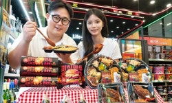 세븐일레븐, 청주 유명 미친만두 협업 간편식 출시 | 세계일보 세븐일레븐, 청주 유명 미친만두 협업 간편식 출시