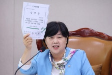 법사위 '김승원 증인' 놓고 충돌…野 