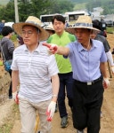 김무성 “대응 책임 물을 것”… 문재인 “국민 고통 엎친데 덮쳐” | 서울신문 김무성 “대응 책임 물을 것”… 문재인 “국민 고통 엎친데 덮쳐”