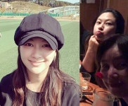 신애, 유치원 행사 참석하는 열혈 엄마 ‘다둥이맘 미모가..’ | 서울신문 신애, 유치원 행사 참석하는 열혈 엄마 ‘다둥이맘 미모가..’