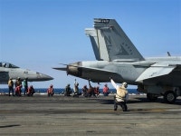 [포토] 동해상서 훈련중인 핵항모 ‘로널드 레이건호’ 전투기들 | 서울신문 [포토] 동해상서 훈련중인 핵항모 ‘로널드 레이건호’ 전투기들