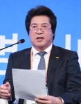 [서울신문] “4차 산업혁명시대 전문직은 도덕성 ‘게이트 키퍼’ 역할 할 것” “4차 산업혁명시대 전문직은 도덕성 ‘게이트 키퍼’ 역할 할 것”