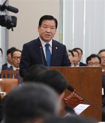병무청장 “대체복무 강도 현역보다 낮아선 안 된다고 생각” | 서울신문 병무청장 “대체복무 강도 현역보다 낮아선 안 된다고 생각”