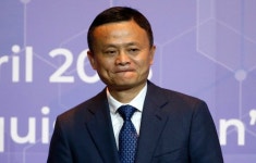 마윈 “돈 좀 꿔달라는 전화 하루에 5통 받았다” | 서울신문 마윈 “돈 좀 꿔달라는 전화 하루에 5통 받았다”