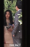 아모레 서민정·보광 홍정환, 약혼식 포착…삼성가 총출동(종합) | 서울신문 아모레 서민정·보광 홍정환, 약혼식 포착…삼성가 총출동(종합)