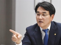 “왜 악 쓰고 반대하나… 與 나서 국회 통과시켜야” | 서울신문 “왜 악 쓰고 반대하나… 與 나서 국회 통과시켜야”