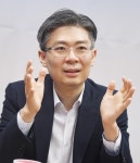 “주 4일제 등 새로운 담론 필요해…보통 사람 대신해서 싸우고 싶어” | 서울신문 “주 4일제 등 새로운 담론 필요해…보통 사람 대신해서... 